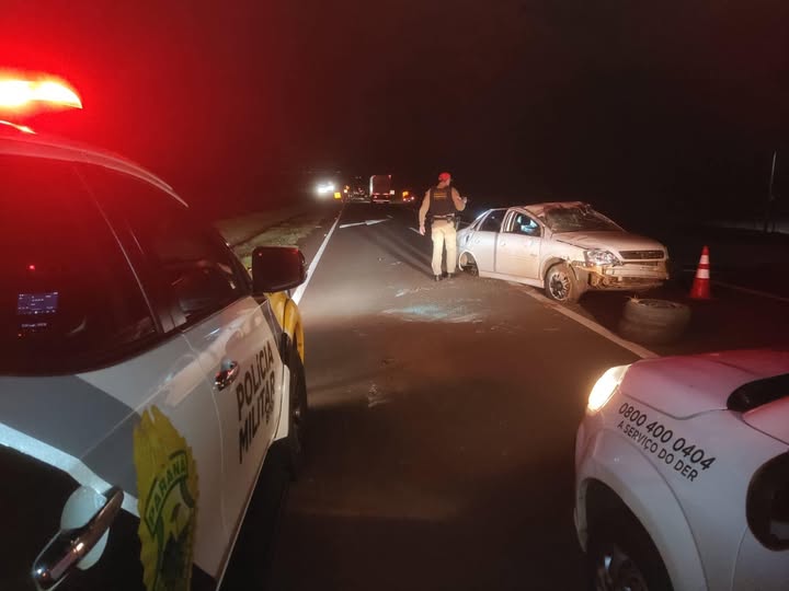 MOTORISTA FICA FERIDO AO CAPOTAR VEÍCULO NA PR-317