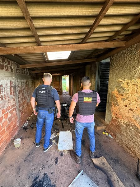 HOMEM É ENCONTRADO MORTO, À TIR0S, E TEM RESIDÊNCIA INCENDIADA