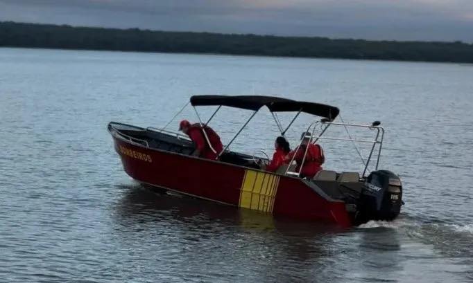 CORPO DE JOVEM DE 21 ANOS QUE DESAPARECEU NO LAGO ITAIPU, DURANTE TORNEIO DE PESCA, É ENCONTRADO