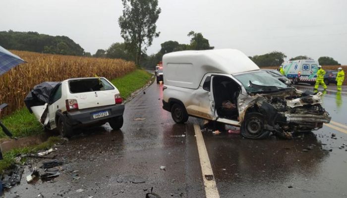 Colisão Frontal na BR-277 em Virmond Deixa Dois Mortos e Dois Feridos Graves