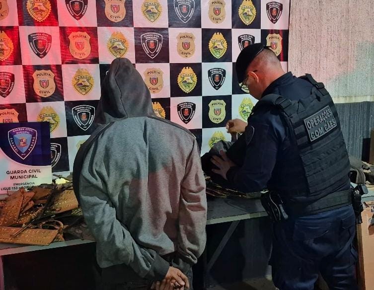 CASAL É DETIDO APÓS SER FLAGRADO FURTANDO PEÇAS DE TÚMULOS NO CEMITÉRIO MUNICIPAL DE MARINGÁ