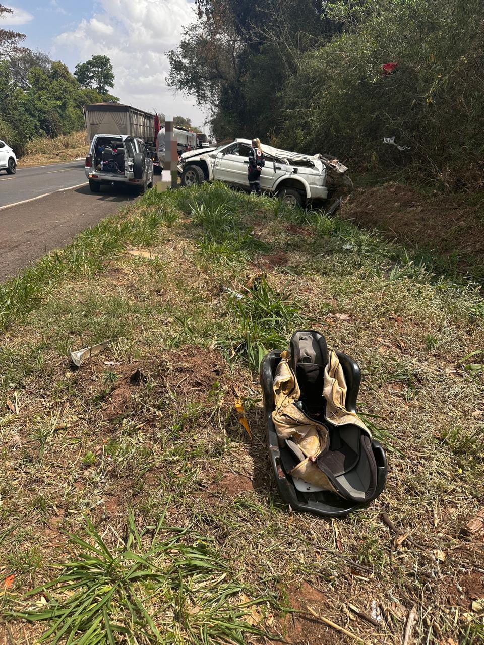 Criança de 2 anos morre em grave capotamento na BR-376 em Paranavaí