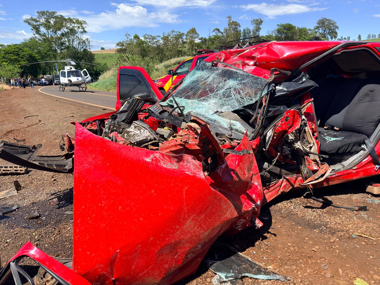 Motorista morre após grave acidente; mulher e criança ficam feridas na BR-369
