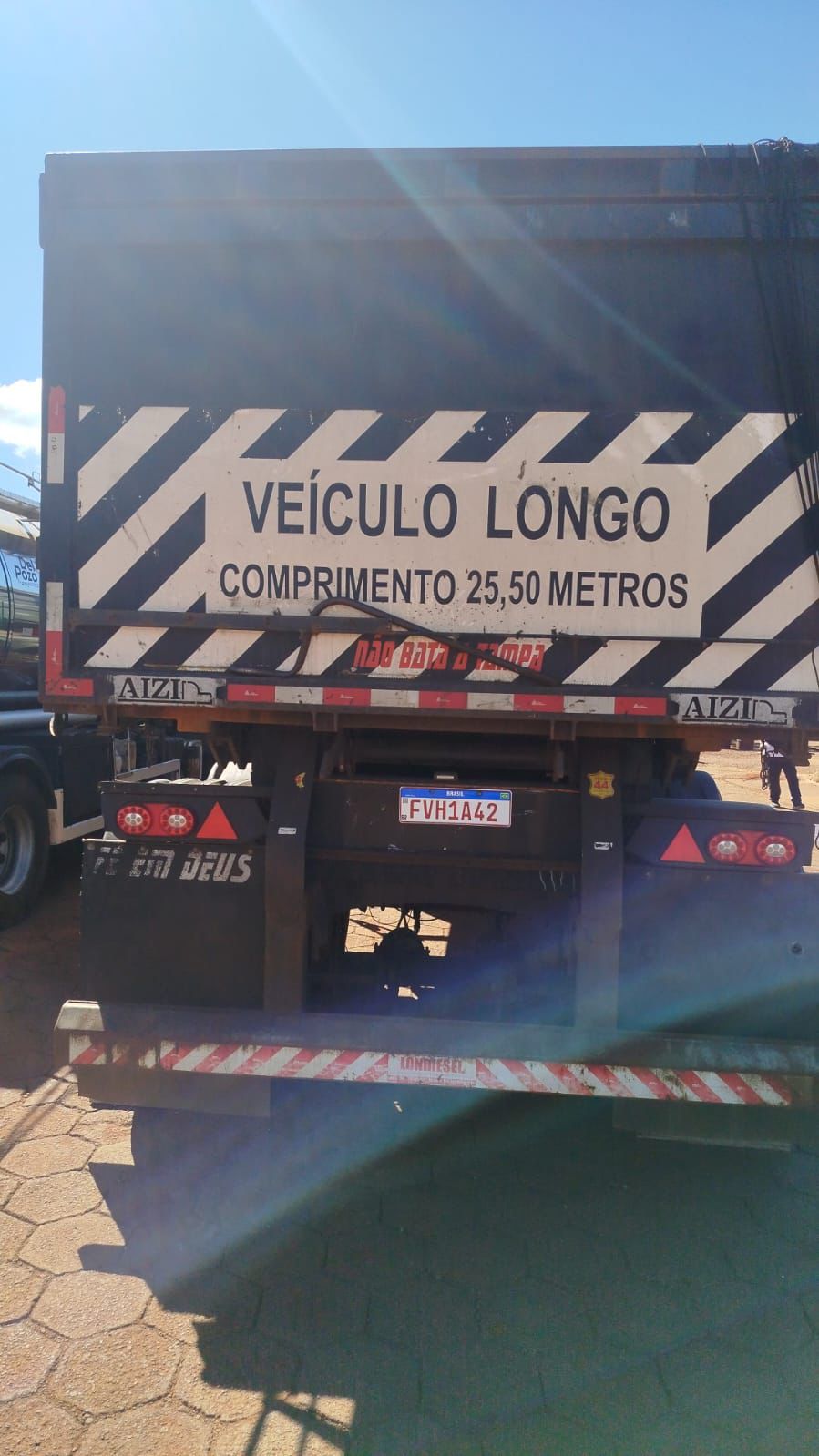 POLICIA CIVIL DE CAMPO MOURÃO RECUPERA BITREM (TIPO CAÇAMBA) FURTADO EM TAMARANA