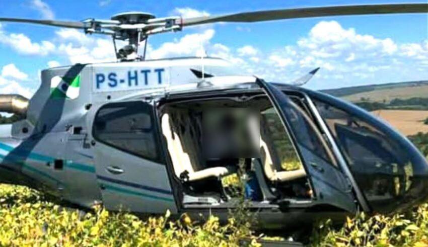 HELICÓPTERO COM LIDERANÇAS DO PARANÁ, FAZ POUSO PREVENTIVO EM PLANTAÇÃO DE SOJA